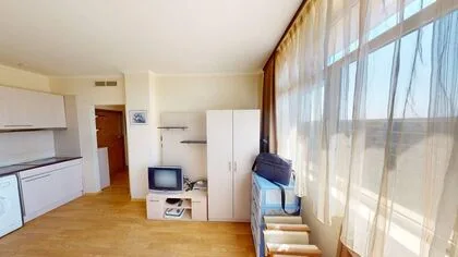 Купить ID7405 Двухкомнатная квартира с видом на море вапарт - отеле Атриум Бич в Болгарии