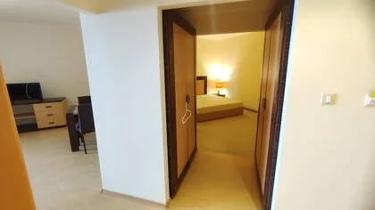 Купить ID7640 Двухкомнатная квартира с видом на море в Majestic Beach Resort в Болгарии