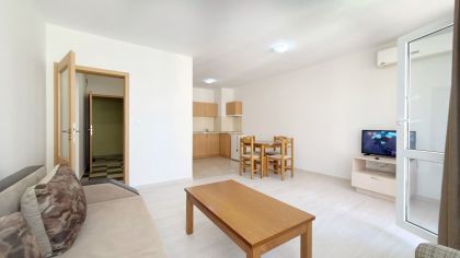 Купить ID8028 Трехкомнатная квартира в ЖК Дариус в Болгарии