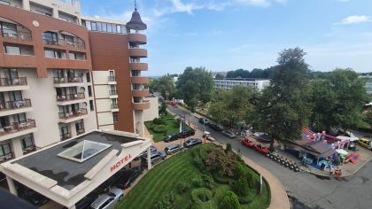 Купить ID7993 Двухкомнатная квартира в апарт - отеле Каролина в Болгарии