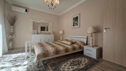 Купить ID8045 Двухэтажный коттедж в ЖК Victoria Royal Garden в Болгарии