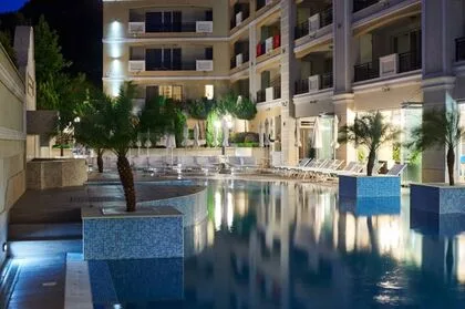 Купить ID883 Апартаменты в элитном комплексе Пенелопа Палас в Болгарии