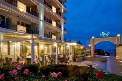 Купить ID6784 Двухкомнатная квартира в апарт - отеле Penelope Palace в Болгарии