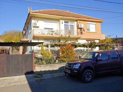 Купить ID4122 Двухэтажный дом в селе Кошарица в Болгарии