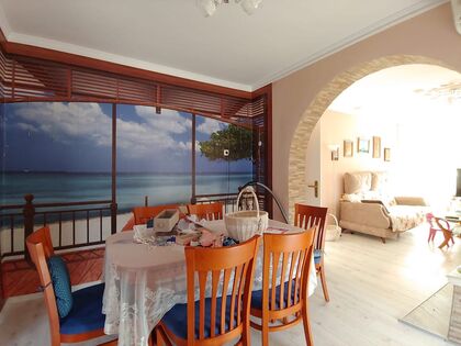 Купить ID4122 Двухэтажный дом в селе Кошарица в Болгарии