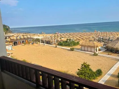 Купить ID7046 Трехкомнатная квартира в ЖК Арена 1 в Болгарии