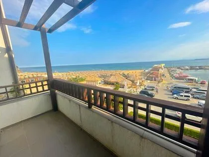 Купить ID7046 Трехкомнатная квартира в ЖК Арена 1 в Болгарии