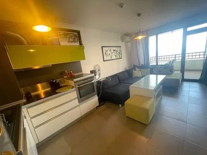 Купить ID7046 Трехкомнатная квартира в ЖК Арена 1 в Болгарии