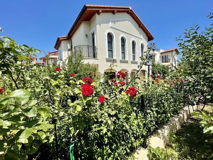 Купить ID7105 Двухэтажный дом с видом на море в Святом Власе в Болгарии