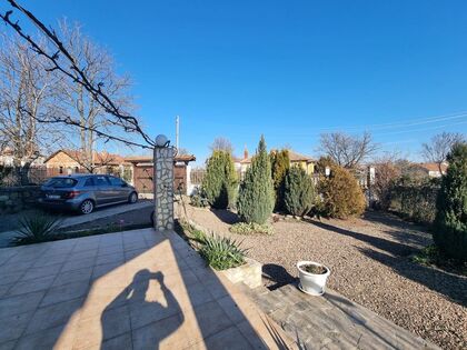 Купить ID7142 Двухэтажный дом с участком земли в с. Бата в Болгарии