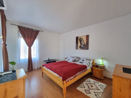 Купить ID7142 Двухэтажный дом с участком земли в с. Бата в Болгарии