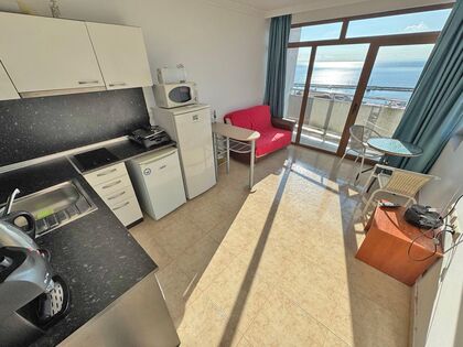 Купить ID6163 Трехкомнатная квартира в ЖК Lazur 5 в Болгарии