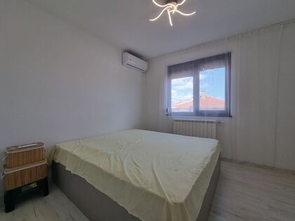 Купить ID7266 Дом с земельным участком в селе Медово в Болгарии