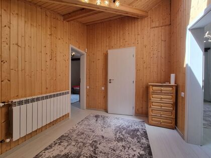 Купить ID7266 Дом с земельным участком в селе Медово в Болгарии