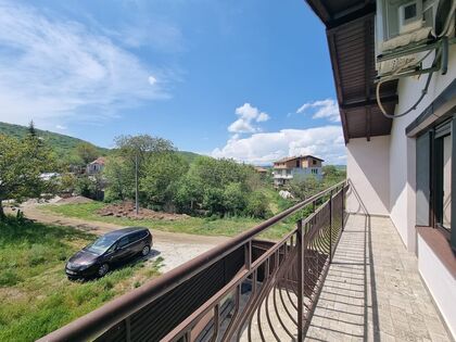 Купить ID7266 Дом с земельным участком в селе Медово в Болгарии