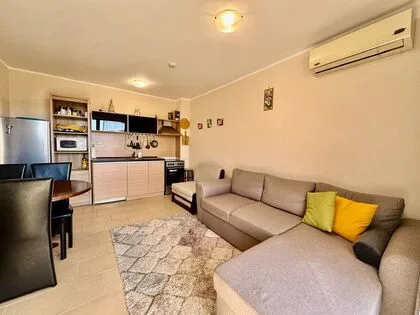 Купить ID7276 Двухкомнатная квартира в ЖК Harmony Suits 1 в Болгарии