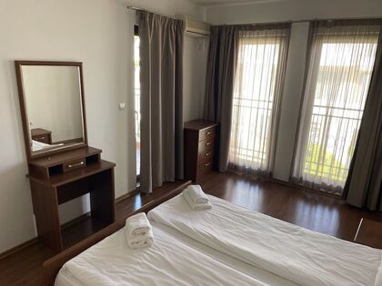 Купить ID7399 Двухкомнатная квартира с боковым видом на море в ЖК Marina Cape в Болгарии