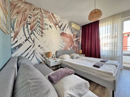 Купить ID7385 Двухкомнатная квартира с панорамным видом на море в ЖК Privilege Fort Beach в Болгарии