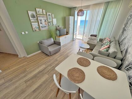 Купить ID7385 Двухкомнатная квартира с панорамным видом на море в ЖК Privilege Fort Beach в Болгарии