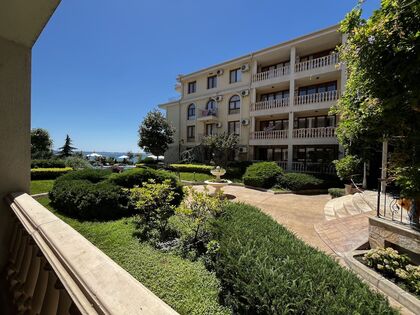 Купить ID7421 Двухкомнатная квартира с видом на море в ЖК Royal Bay в Болгарии