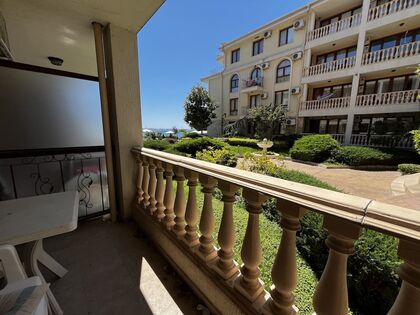 Купить ID7421 Двухкомнатная квартира с видом на море в ЖК Royal Bay в Болгарии