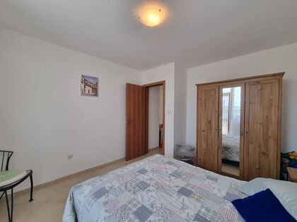 Купить ID7477 Двухэтажный дом с бассейном в селе Горица в Болгарии