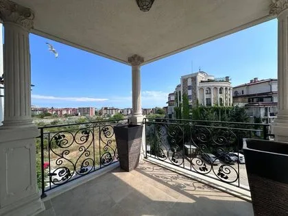 Купить ID7450 Трехкомнатная квартира в ЖК Посейдон в Болгарии