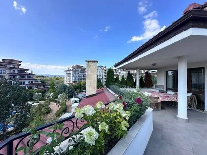 Купить ID7450 Трехкомнатная квартира в ЖК Посейдон в Болгарии