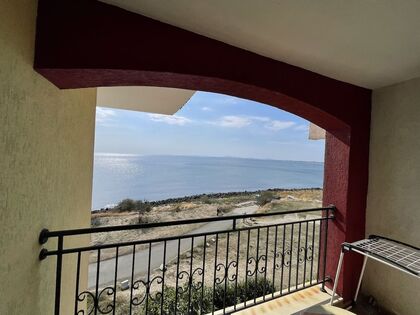 Купить ID7523 Трехкомнатная квартира с видом на море в ЖК Марина Кейп в Болгарии