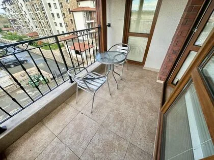 Купить ID7540 Апартамент с тремя спальнями в ЖК Аполлон 4 в Болгарии