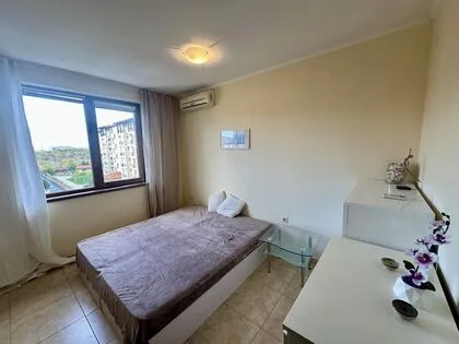 Купить ID7540 Апартамент с тремя спальнями в ЖК Аполлон 4 в Болгарии