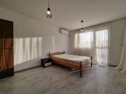 Купить ID7580 Двухэтажный дом с участком земли в селе Александрово в Болгарии