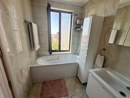 Купить ID7552 Трехкомнатная квартира с видом на море в ЖК Артур в Болгарии