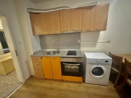 Купить ID7550 Двухкомнатная квартира с мебелью в ЖК Флорес Парк в Болгарии