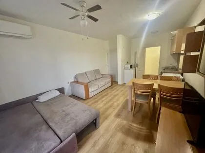 Купить ID7550 Двухкомнатная квартира с мебелью в ЖК Флорес Парк в Болгарии