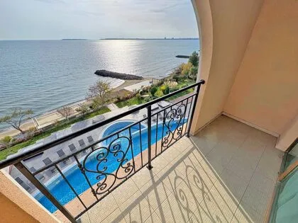 Купить ID7569 Квартира - студия с видом на море в апарт - отеле Grand Hotel Sveti Vlas в Болгарии