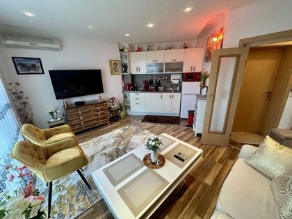 Купить ID7604 Двухкомнатная квартира с панорамным видом на море в ЖК Golden Beach в Болгарии