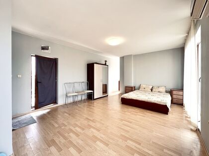 Купить ID7735 Просторная студия в ЖК Амадеус 11 в Болгарии