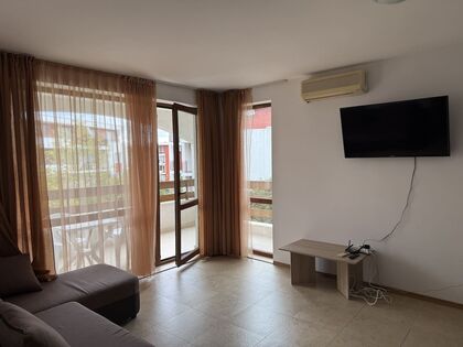 Купить ID7768 Трехкомнатная квартира в ЖК Робинзон Бич в Болгарии