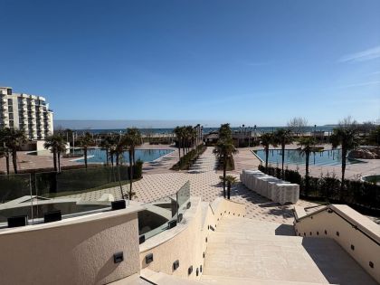 Купить ID7823 Двухкомнатная квартира в апарт - отеле Маджестик Бич Резорт в Болгарии