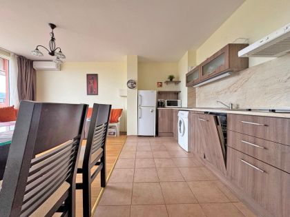 Купить ID7846 Двухкомнатная квартира в ЖК Холидей Форт Клуб в Болгарии