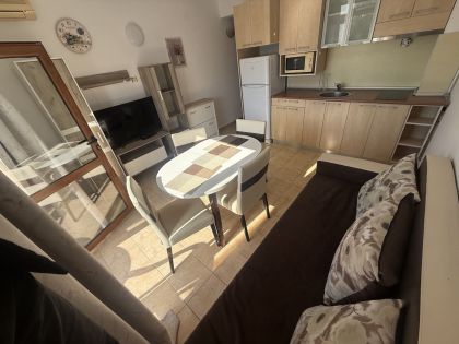 Купить ID7886 Двухкомнатная меблированная квартира в ЖК Ялта в Болгарии