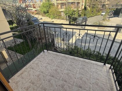 Купить ID7886 Двухкомнатная меблированная квартира в ЖК Ялта в Болгарии