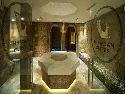 Купить ID1290 Апартаменты в великолепном комплексе Трейшн Клифс в Болгарии