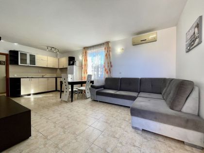 Купить ID7960 Трехкомнатная квартира с видом на море в ЖК Blue Water в Болгарии