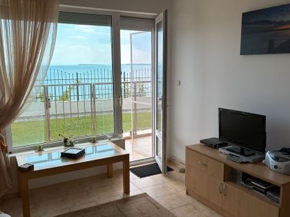 Купить ID7955 Двухкомнатная квартира с видом на море в ЖК Coral Beach в Болгарии