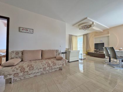 Купить ID7940 Трехкомнатная квартира в ЖК VIP Image в Болгарии