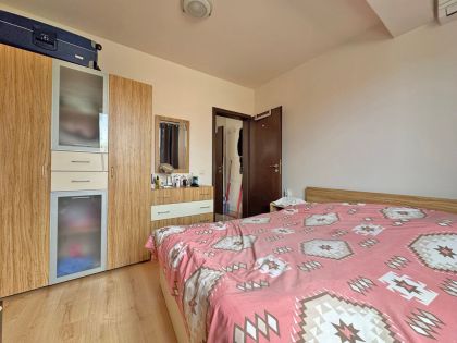 Купить ID7940 Трехкомнатная квартира в ЖК VIP Image в Болгарии