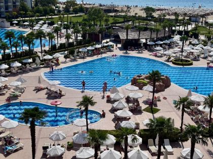 Купить ID8043 Двухкомнатная квартира с видом на море в ЖК Majestic Beach Resort. в Болгарии
