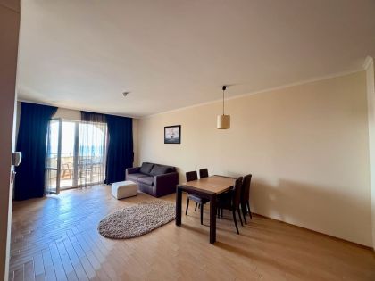 Купить ID8044 Двухкомнатная квартира с видом на море в апарт - отеле Majestic Beach Resort. в Болгарии